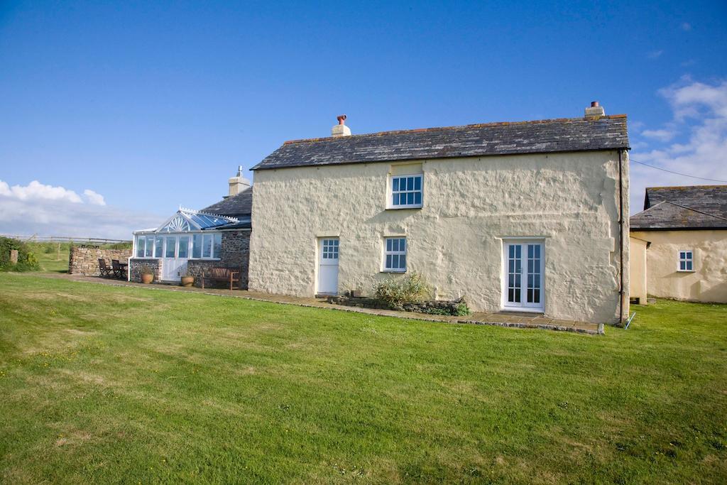 Bed and Breakfast Higher Tresmorn Farm à Crackington Haven Extérieur photo
